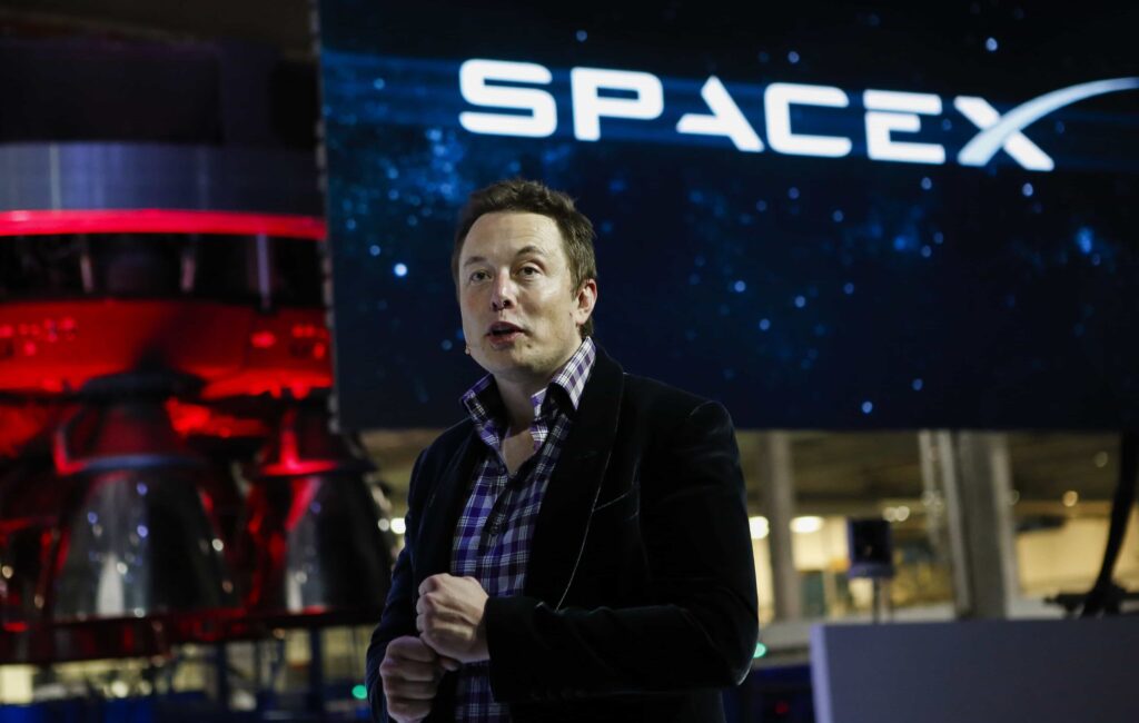 elon musk kimdir